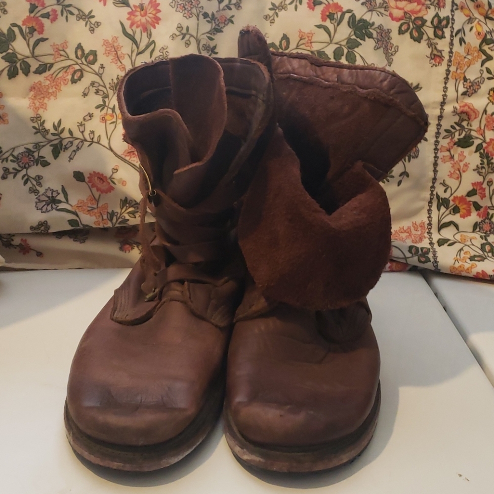 Brown Leather vintage jennifer tanker boots